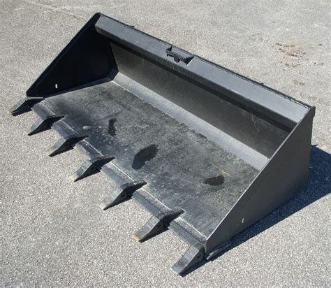 skid steer tooth bucket attachment